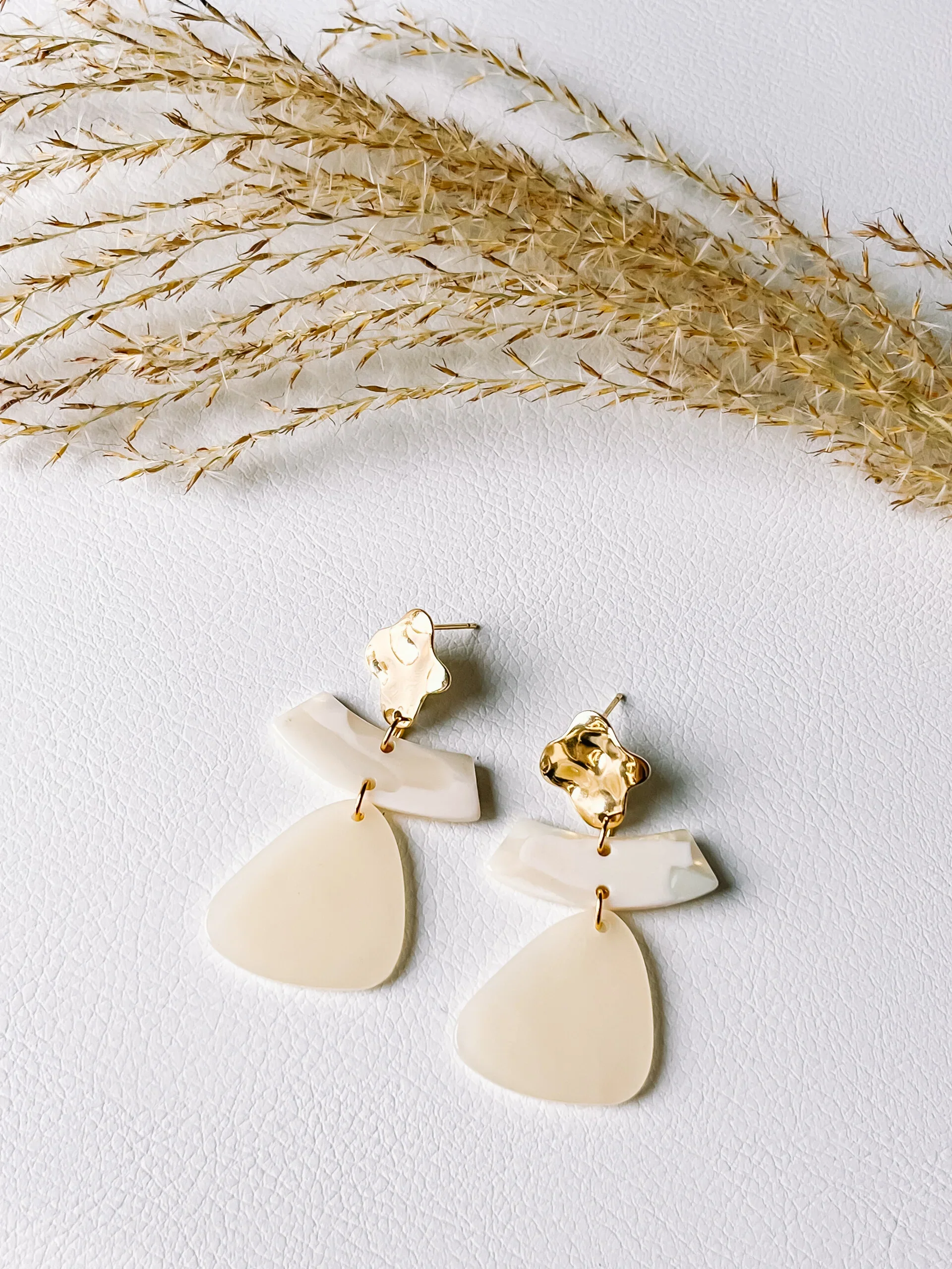 Colette cream & gold - Jules Jewels
