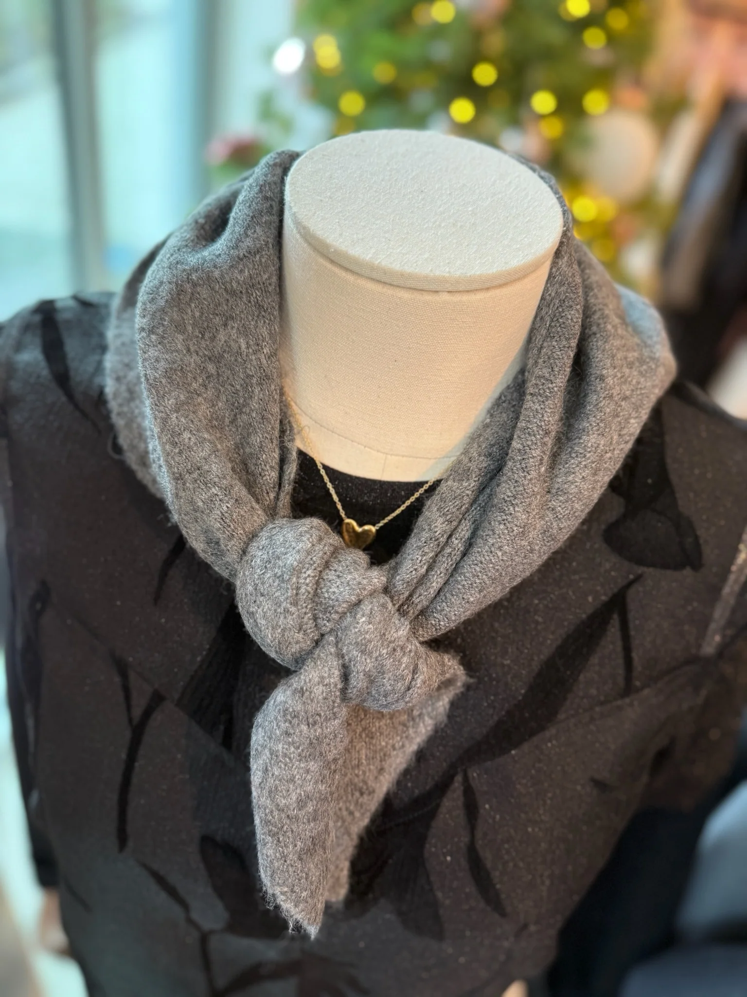 Drea Triangular Scarf Dark Grey - JDY