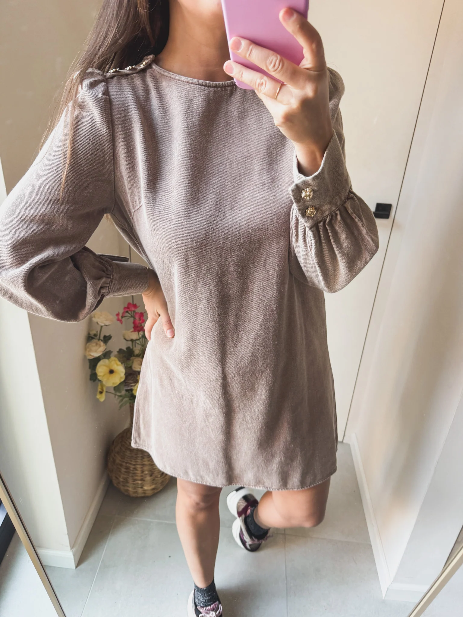Julie Dress Taupe - Image 4