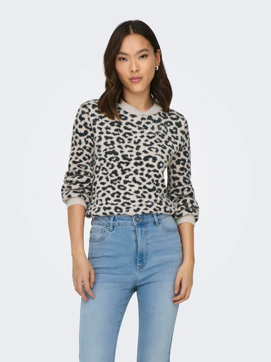 Lorraine Animal Pullover Cement Black Leopard Spots - JDY