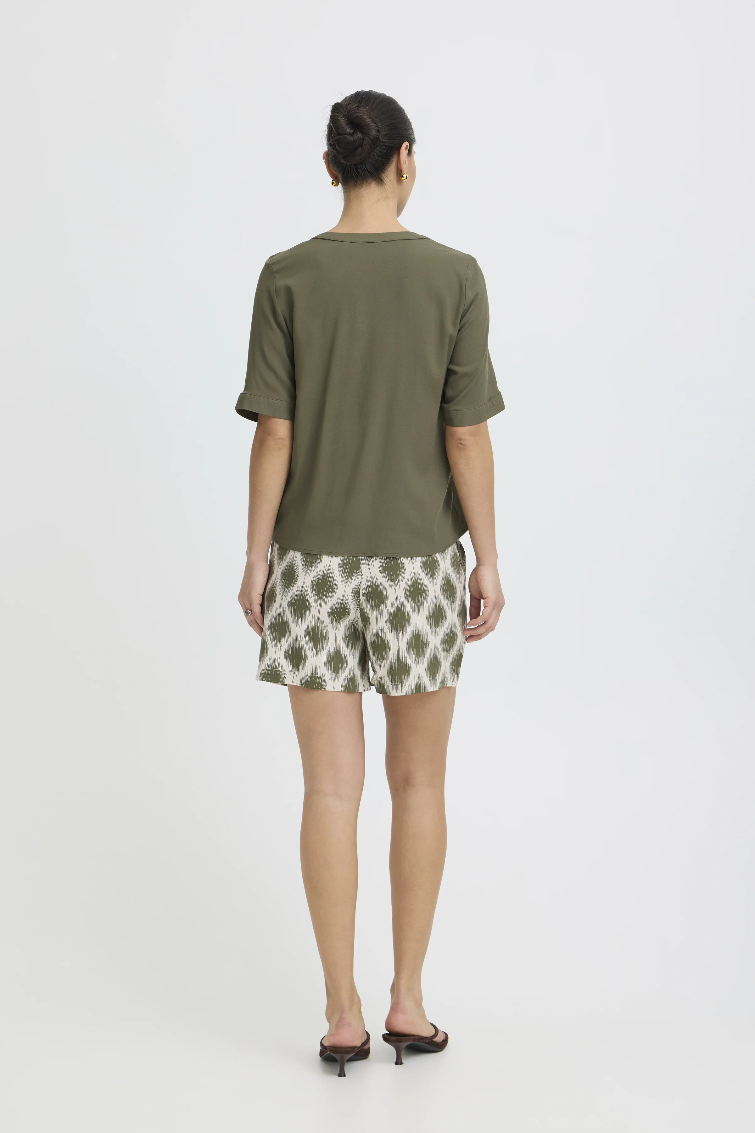 MJoella VNeck Top Kalamata - B.Young - Image 4