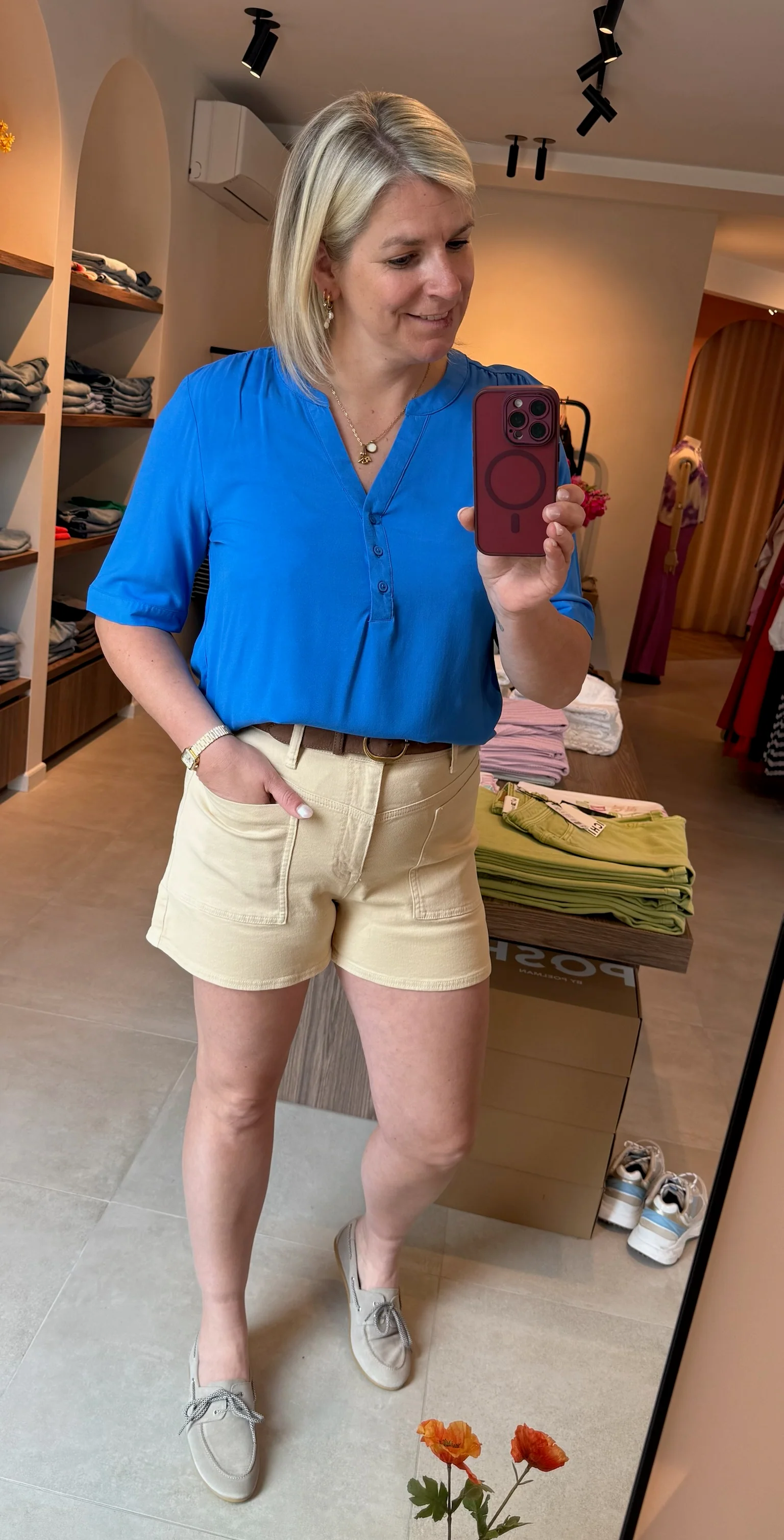MJoella VNeck Top Nebulas Blue - B.Young