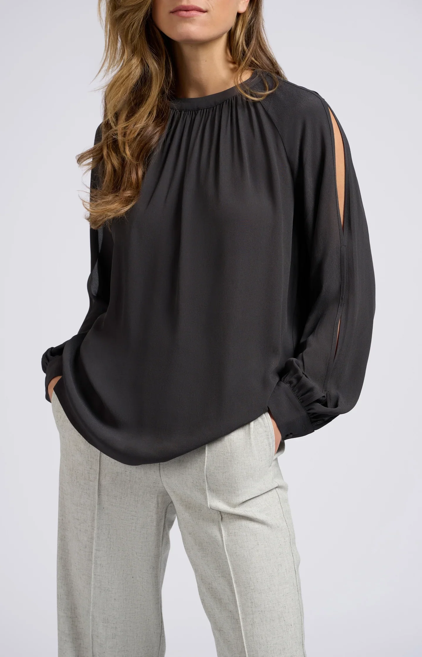 Woven Top With Open Sleeve Anthracite - YAYA - Image 3